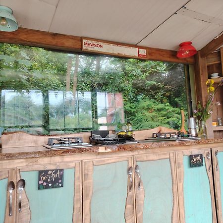 Inch Hideaway Eco Camping Whitegate  Buitenkant foto