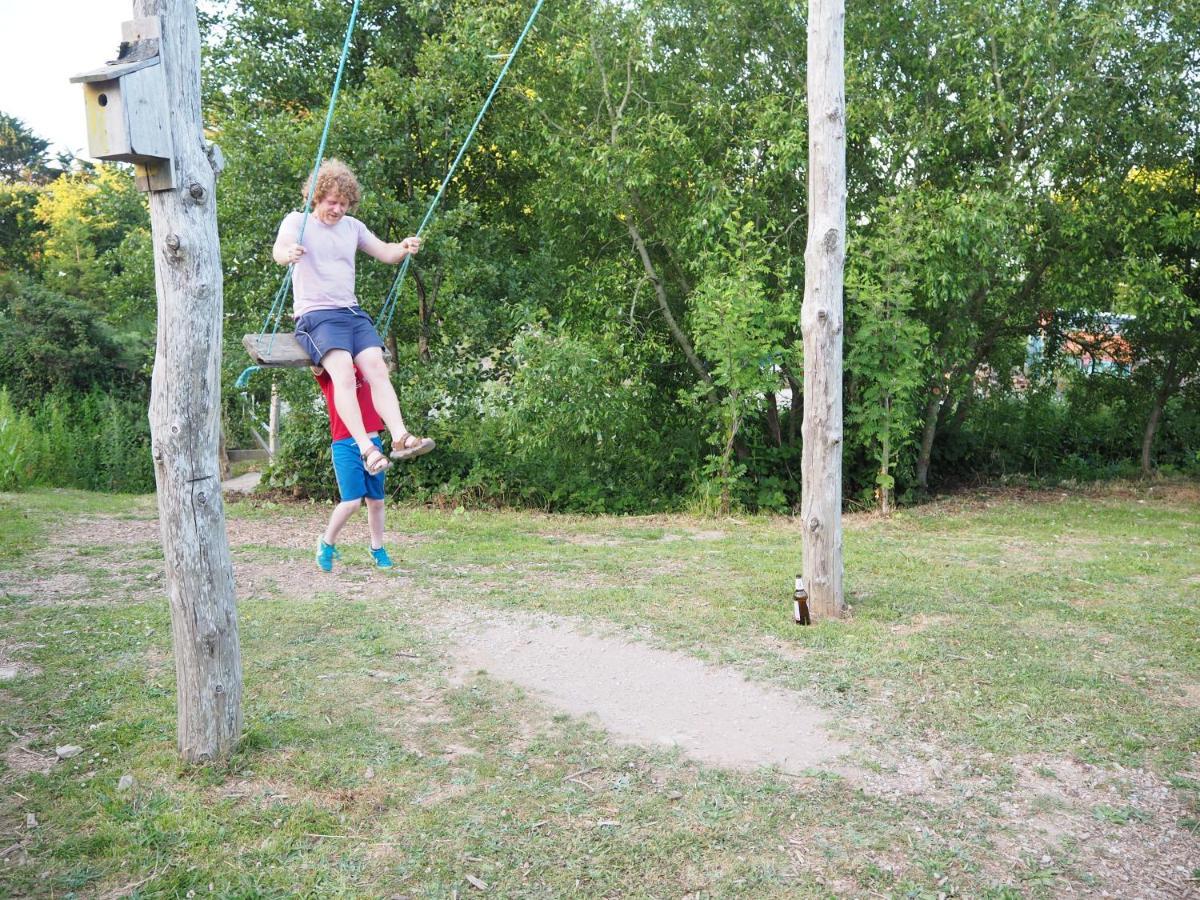 Inch Hideaway Eco Camping Whitegate  Buitenkant foto