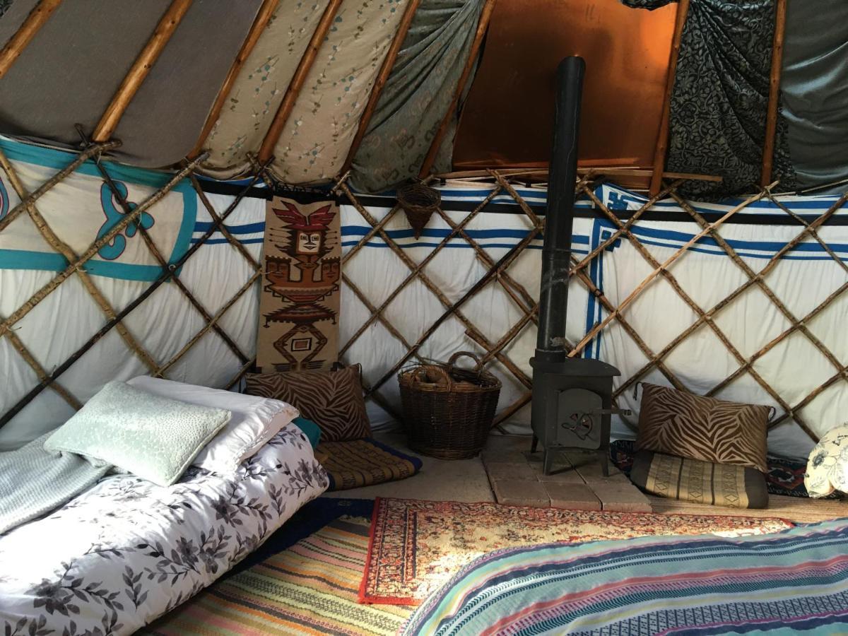 Inch Hideaway Eco Camping Whitegate  Buitenkant foto